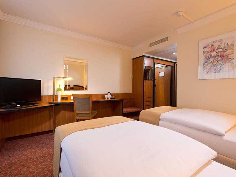 Hotel Leonardo 4*