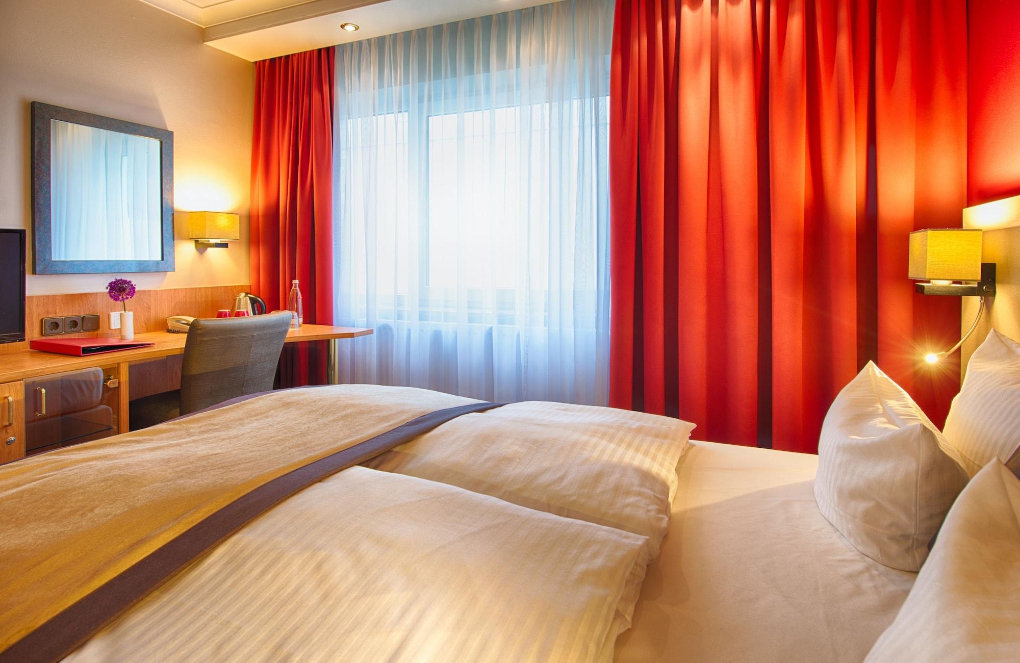 Leonardo Hotel 4*